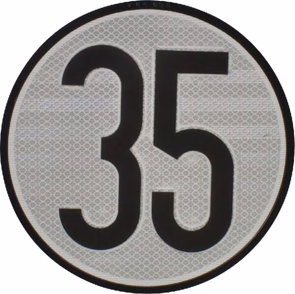 Знак обмеження швидкості 35